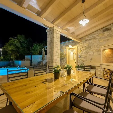 Onelia By Istrialux *