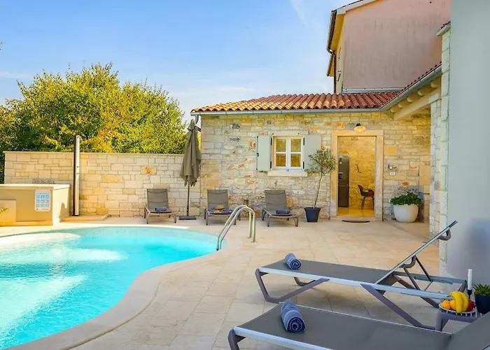 Onelia By Istrialux Vodnjan