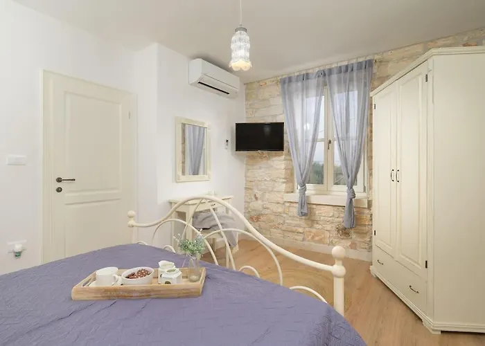 Vila Onelia By Istrialux *